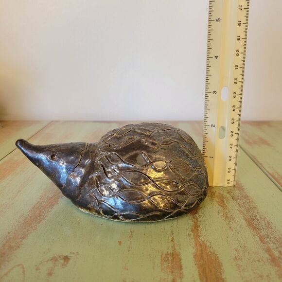 Vintage Handmade Studio Pottery Metallic Bronzed Glazed Hedgehog Mole Figurine - Picture 13 of 16